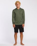 Arch Mesh UPF 50 Long Sleeve Hooded Surf Tee - Dark Military - Image 4