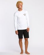 Arch Fade Loose Fit UPF 50 Long Sleeve Surf T-Shirt - White - Image 4