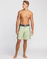 Sundays Airlite 19" Boardshorts - Green Ash - Image 5