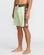 Sundays Airlite 19" Boardshorts - Green Ash - Image 4