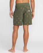 Sundays Pro Performance 19" Boardshorts - Military - Image 2