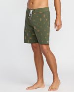 Sundays Pro Performance 19" Boardshorts - Military - Image 4