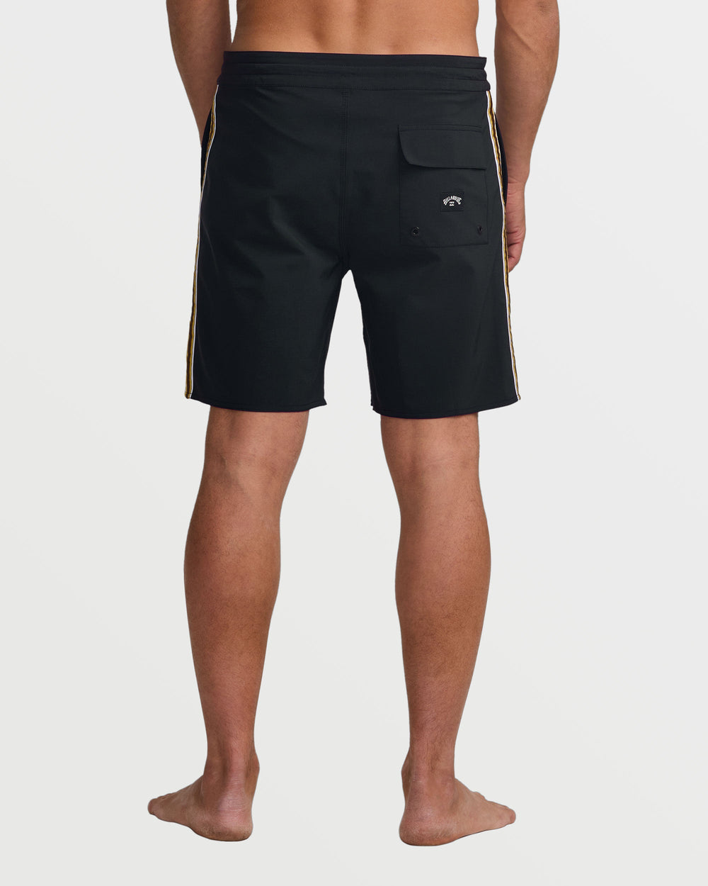 24A081516_BLK_OM-B_382f491e-89f3-456e-ba02-d0c4144217ae.jpg Wategos Lo Tide 19" Boardshorts - Black - Image 1