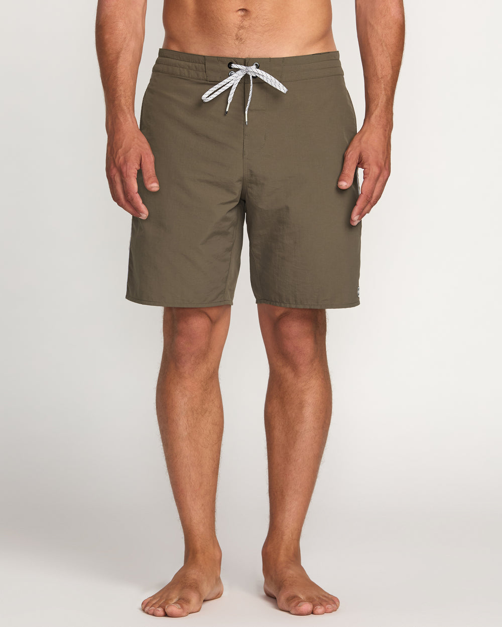 24A081516_BRN_OM-F.jpg Wategos Lo Tide 19" Boardshorts - Brown - Image 1