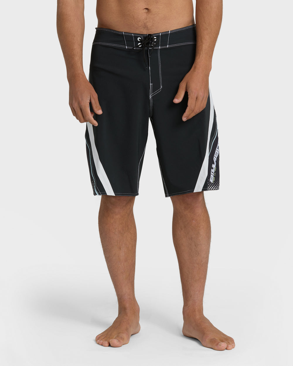 24A081614_BLK_OM-F.jpg Fluid 2k Pro 21" Boardshorts - Black/White - Black - Image 1