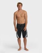 Fluid 2k Pro 21" Boardshorts - Black/White - Black - Image 4