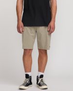Crossfire Submersible 21" Hybrid Shorts - Khaki