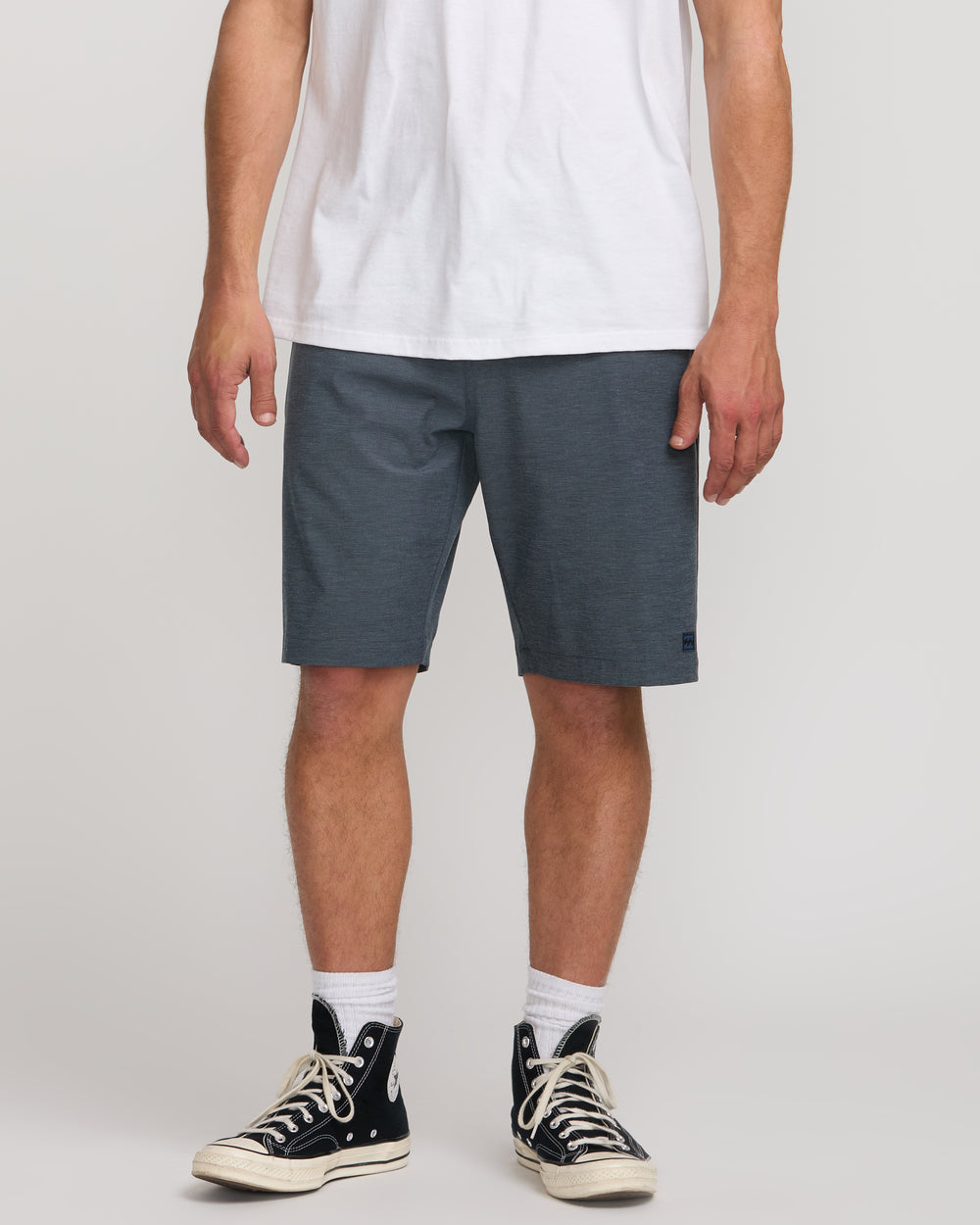 24A321500_NVY_OM-F.jpg Crossfire Submersible 21" Hybrid Shorts - Navy - Image 1