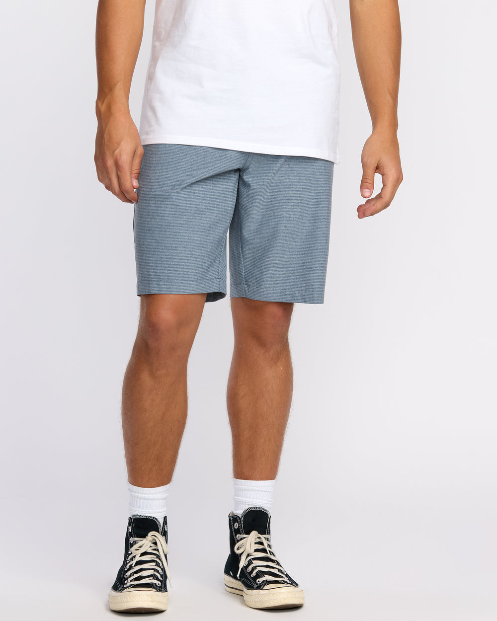 24A321500_SLB_OM-F.jpg Crossfire Submersible 21" Hybrid Shorts - Slate Blue - Image 1