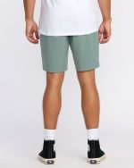 Crossfire Submersible 19" Hybrid Shorts - Green Ash - Image 4