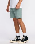 Crossfire Submersible 19" Hybrid Shorts - Green Ash - Image 3