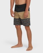 Tribong Lo Tide 18" Boardshorts - Khaki - Image 3