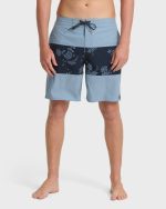 Tribong Lo Tide 18" Boardshorts - True Navy
