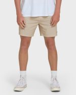 Crossfire Submersible 17" Hybrid Shorts - Khaki