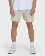 Crossfire Submersible 17" Hybrid Shorts - Oatmeal