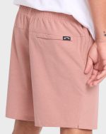 Crossfire Elastic Wave Washed 18" Amphibian Hybrid Shorts - Ash Rose - Image 5