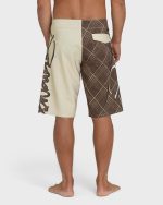 Inverted Pro 22" Boardshorts - Oatmeal - Image 2