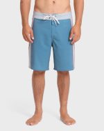 New Wave Pro 19" Boardshorts - China Blue