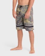 Throw On 2.0 Layback 21" Swim Trunks - Olive Camouflage - Image 5