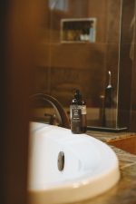 Salt Noir Body Wash - Image 5
